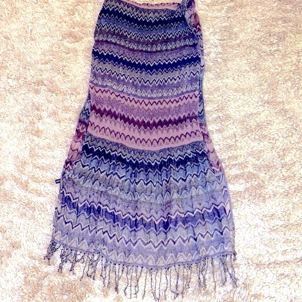 Apt. 9 pleated rayon multi colored scarf/wrap. Black, gray , plum, with fringe. - Picture 8 of 11